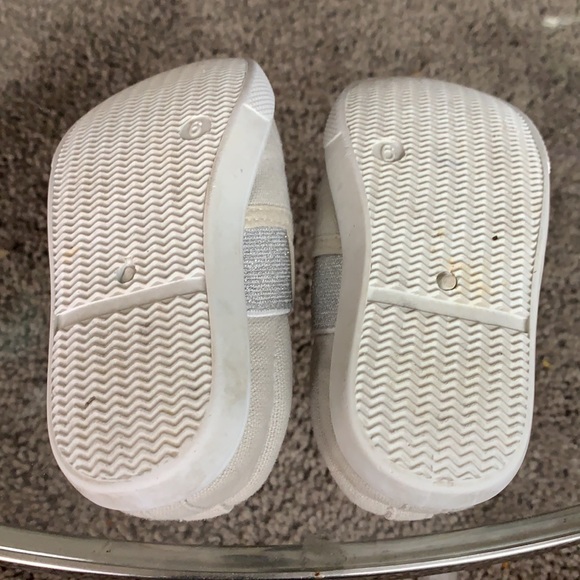 Nerteo Toddler Slip On Shoes Canvas Sneakers Size 6 - Picture 13 of 15